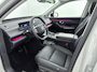 Leapmotor C10 Design REEV Plug-in Hybrid 215pk 28.4 kWh Automaat | Navigatie | Panoramadak | 360° Camera | Stoel- en stuurverwarming | Lederen elektrisch verstelbare en geventileerde stoelen | Elektrische achterklep | Adaptieve Cruise Control | Climate Control | Parkeersensoren | Led koplampen | Donker getint glas | 20" lichtmetalen velgen |