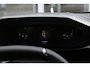 Peugeot 408 1.2 Hybrid 145PK AUTOMAAT GT *NIEUWE AUTO!* | ELEKTRISCH VERSTELBARE STOELEN MET MASSAGEFUNCTIE EN VERWARMING | BEKLEDING ALCANTARA/KUNSTLEDER | 360 VISION & DRIVE ASSIST PLUS PACK | HANDSFREE KOFFERKLEPBEDIENING | NAVIGATIE | LED MATRIX KOPLAMPEN | 19" LICHTMETALEN VELGEN "GRAPHITE" | VERWARMBAAR STUURWIEL | ADAPTIVE CRUISE CONTROL | DODEHOEK DETECTIE | DRAADLOOS APPLE CARPLAY/ANDROID AUTO | DONKERE HEMELBEKLEDING |