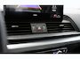 Audi Q5 50 TFSI e S edition S-Line / Optiek zwart / B&O / Sportstoelen / Camera / Virtual cockpit / Ambiente verlichting