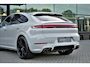 Porsche Cayenne Coupé 3.0 E-Hybrid SportDesign Krijt SoftClose Achterasbesturing Pano Head-up Innodrive PDCC 18-weg