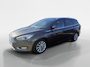 Ford Focus Wagon 1.0 Titanium |Lederen/stof bekleding| Trekhaak| bi-xenon koplampen| keyless entry| 12 maanden Bovag garantie|