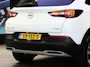 Opel Grandland X SUV Business Executive 130 pk | Handsfree Achterklep | Keyless Entry | AGR Comfortstoelen