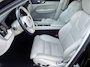 Volvo XC60 2.0 Recharge T8 AWD Inscription Adaptive Cruise / BLIS dode hoekwaarsch. / Harman Kardon audio / electr. stoelverstelling / keyless drive/entry / 20 inch lm-wielen / Extra getint glas