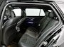 Mercedes-Benz C-klasse Estate 300 e Star Edition AMG Line Plus | AMG in en Exterieur | Sfeerverlichting | Memory Seats | Trekhaak | Panoramadak schuif kantel dak | Incl. 24 maanden Mercedes-Benz Certified Garantie.