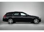 Mercedes-Benz C-klasse Estate 300 e Star Edition AMG Line Plus | AMG in en Exterieur | Sfeerverlichting | Memory Seats | Trekhaak | Panoramadak schuif kantel dak | Incl. 24 maanden Mercedes-Benz Certified Garantie.