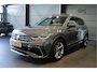 Volkswagen Tiguan 1.5 TSI 2X R-LINE navi pano leer camera trekhaak 150 pk !!