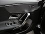 Mercedes-Benz A-klasse 200 177pk Automaat Progressive Navigatie Camera Parkeerhulp Adaptive Cruise Control Climate Control Lichtmetalen Velgen