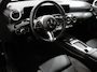 Mercedes-Benz A-klasse 200 177pk Automaat Progressive Navigatie Camera Parkeerhulp Adaptive Cruise Control Climate Control Lichtmetalen Velgen