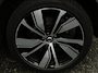 Volvo XC40 Recharge P8 AWD R-Design | panoramadak | elektrische achterklep | trekhaak | dodehoeksensor | soh 92,8% |
