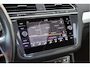 Volkswagen Tiguan 1.5 TSI ACT Comfortline Business Panoramadak, Stoelverwarming, Trekhaak, Camera