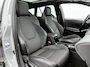 Toyota Corolla Touring Sports 2.0 Hybrid Executive JBL | Panorama schuif/kantel Dak | Dodehoek detectie | Stoel+stuurverwarming | Full LED Adaptive verlichting | Parkeersensoren voor+achter met assistent | Elektrische achterklep | Navigatie | App