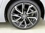 Toyota Corolla Touring Sports 2.0 Hybrid Executive JBL | Panorama schuif/kantel Dak | Dodehoek detectie | Stoel+stuurverwarming | Full LED Adaptive verlichting | Parkeersensoren voor+achter met assistent | Elektrische achterklep | Navigatie | App