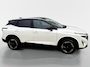 Nissan Qashqai 1.3 MHEV Xtronic N-Connecta Apple Carplay/Android Auto , airco (automatisch) , cruise control adaptief met Stop&Go en stuurhulp , elektrisch bedienbare achterklep met sensorsturing , navigatiesysteem , panoramadak , voorstoelen verwarmd en stuur , rondomzicht camera