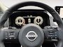 Nissan Qashqai 1.3 MHEV Xtronic N-Connecta Apple Carplay/Android Auto , airco (automatisch) , cruise control adaptief met Stop&Go en stuurhulp , elektrisch bedienbare achterklep met sensorsturing , navigatiesysteem , panoramadak , voorstoelen verwarmd en stuur , rondomzicht camera