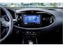 Toyota Aygo X Hybrid 115 pulse Automaat ** Stoelverwarming ** Camera ** Carplay ** Keyless