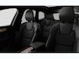 Volvo XC60 2.0 T8 AWD Plug-in hybrid Ultra Dark | 186 km Elektrische Actieradius | Facelift | 360° Camera | Head-Up Display | Luchtvering | Ventilatie & Massage in voorstoelen | Panoramadak |