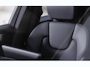 Volvo XC60 2.0 T8 AWD Plug-in hybrid Ultra Dark | 186 km Elektrische Actieradius | Facelift | 360° Camera | Head-Up Display | Luchtvering | Ventilatie & Massage in voorstoelen | Panoramadak |