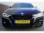 BMW 3-Serie 318i Edition M Sport Shadow Executive/19 Inch/ Carplay/Camera.