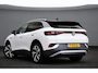 Volkswagen ID.4 First 77 kWh | TREKHAAK WEGKLAPBAAR | SOH 90,3 % | CAMERA | NAVI | STOELVERWARMING | ADAPT. CRUISE CONTROL | CLIMATE CONTROL | ALL-SEASONBANDEN | PDC | LMV