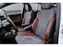 Volkswagen ID.4 First 77 kWh | TREKHAAK WEGKLAPBAAR | SOH 90,3 % | CAMERA | NAVI | STOELVERWARMING | ADAPT. CRUISE CONTROL | CLIMATE CONTROL | ALL-SEASONBANDEN | PDC | LMV