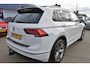 Volkswagen Tiguan 1.4 TSI ACT Highline R-Line , TREKHAAK , LED KOPL , CLIMATR , CR ONTR , PDC V+A , LMV19 ,