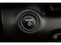 Toyota Yaris 1.5 Hybrid 115 Dynamic | €3.000,- Korting | Apple Carplay / Android Auto | Keyless | Adaptive Cruise | Clima | Camera | 17 inch | Sportstoelen