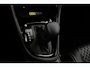 Toyota Yaris 1.5 Hybrid 130 Executive | €3.000,- Korting | Dodehoek detectie | Stoel-/stuurverwarming | Apple Carplay / Android Auto | Parkeersensoren voor/achter | 17 inch