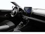 Toyota Yaris 1.5 Hybrid 130 Executive | €3.000,- Korting | Dodehoek detectie | Stoel-/stuurverwarming | Apple Carplay / Android Auto | Parkeersensoren voor/achter | 17 inch
