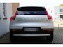 Volvo XC40 T5 AWD Aut. Intro Edition | Semi Electrische-wegklapbare trekhaak | 360° Parkeercamera | | Harman Kardon Premium Audio | Panoramadak | Lederen bekleding | Adaptieve Cruise Control | Dodehoekdetectie | Volvo on Call | Parkeerverwarming | Parkeersensoren voor + achter