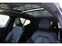 Volvo XC40 T5 AWD Aut. Intro Edition | Semi Electrische-wegklapbare trekhaak | 360° Parkeercamera | | Harman Kardon Premium Audio | Panoramadak | Lederen bekleding | Adaptieve Cruise Control | Dodehoekdetectie | Volvo on Call | Parkeerverwarming | Parkeersensoren voor + achter