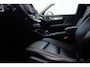 Volvo XC40 T5 AWD Aut. Intro Edition | Semi Electrische-wegklapbare trekhaak | 360° Parkeercamera | | Harman Kardon Premium Audio | Panoramadak | Lederen bekleding | Adaptieve Cruise Control | Dodehoekdetectie | Volvo on Call | Parkeerverwarming | Parkeersensoren voor + achter