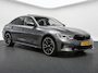 BMW 3-Serie 330e eDrive Edition (M-SPORT, PANO, CAMERA, CARPLAY, STOELVERWARMING)