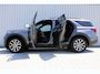 Ford Explorer 3.0 V6 EcoBoost PHEV ST-Line | Incl. 12 maanden garantie | 7-persoons | Trekhaak | Stoel/stuur verwarming | Stoelventilatie | Adaptieve cruise control | Climate control | Apple carplay/Android auto | Memory seat | Schuif/kantel dak |