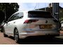 Volkswagen Golf Variant 1.0 eTSI Aut. *Life* | Trekhaak | Carplay | Adaptive Cruise & Climate Control | Massage Stoelen | PDC | Navigatie | Privacy | Bluetooth |