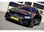 Mercedes-Benz A-klasse 180 Automaat! 5drs AMG Business Solution BJ2021 Lmv 18" | Led V+A | Pdc | Sideskirts | Achteruitrijcamera | Virtual cockpit | Sfeerverlichting | Climate control | Cruise control | Sportstoelen | Sportstuur | Verwarmde voorstoelen | Zwarte hemel