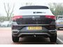 Volkswagen T-Roc 1.5 TSI Aut. *Business* | Trekhaak | Camera | Adaptive Cruise Control | Carplay | Climate Control | Stoelverwarming | Navigatie |