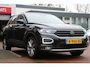 Volkswagen T-Roc 1.5 TSI Aut. *Business* | Trekhaak | Camera | Adaptive Cruise Control | Carplay | Climate Control | Stoelverwarming | Navigatie |