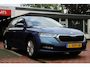 Skoda Octavia Combi 1.0 TSI *Business* | Trekhaak | Carplay | Stoelverwarming | Cruise & Climate Control | PDC | Navigatie | Bluetooth | Privacy | Orig. NL |