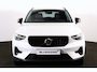 Volvo XC40 B3 Plus Dark - IntelliSafe Assist & Surround - 360º Camera - Harman/Kardon audio - Verwarmde voorstoelen & stuur - Parkeersensoren voor & achter - Elektr. bedienb. voorstoelen met geheugen links - Draadloze tel. lader - Standkachel - Extra getint glas - 18' LMV