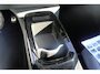 Volkswagen ID.4 Pure 52 kWh 170pk - Navigatiesysteem - App connect - Adaptive cruise - 360° camera - Keyless - Winter pakket - Elektrische achterklep - 19 inch velgen