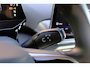 Volkswagen ID.4 Pure 52 kWh 170pk - Navigatiesysteem - App connect - Adaptive cruise - 360° camera - Keyless - Winter pakket - Elektrische achterklep - 19 inch velgen