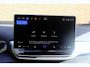 Volkswagen ID.4 Pure 52 kWh 170pk - Navigatiesysteem - App connect - Adaptive cruise - 360° camera - Keyless - Winter pakket - Elektrische achterklep - 19 inch velgen