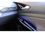 Volkswagen ID.4 Pure 52 kWh 170pk - Navigatiesysteem - App connect - Adaptive cruise - 360° camera - Keyless - Winter pakket - Elektrische achterklep - 19 inch velgen