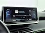 Peugeot e-2008 SUV EV GT Pack 50 kWh 136pk | Accu 96% | Navigatie | Achteruitrijcamera | Full Led koplampen | Sportstoelen Leder/Alcantara | 3D Cockpit | Keyless | Parkeersensoren v+a | Adaptieve Cruise Control | Dodehoeksensor | Apple Carplay / Android Auto | DAB+ radio | Sfeerverlichting | Donker getint glas | 18" lichtmetalen velgen |