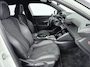 Peugeot e-2008 SUV EV GT Pack 50 kWh 136pk | Accu 96% | Navigatie | Achteruitrijcamera | Full Led koplampen | Sportstoelen Leder/Alcantara | 3D Cockpit | Keyless | Parkeersensoren v+a | Adaptieve Cruise Control | Dodehoeksensor | Apple Carplay / Android Auto | DAB+ radio | Sfeerverlichting | Donker getint glas | 18" lichtmetalen velgen |
