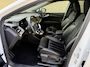 Audi Q4 e-tron 40 Launch edition Advanced 77 kWh | SOH 94% | Warmtepomp | Matrix LED | Lederen bekleding | Sportstoelen | Stoelverwarming | 20 inch velgen | Navigatie | Adaptieve cruise | Lane assist | Apple CarPlay | Camera | Dodehoekdetectie | Elektrische achterklep | Volledig dealeronderhouden