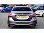 Mercedes-Benz A-klasse 180 Premium Plus | Stoelverwarming | Panorama dak | Achteruitrijcamera | Digitaal dashboard