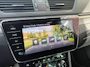 Skoda Superb Combi 1.4 TSI iV Sportline Business / AUTOMAAT/ TREKHAAK/ CAMERA/ PARK. SENSOREN/ DCC/ CRYSTAL LED/ MEMORY SEATS/ KEYLESS/ STOEL-STUURVERWARM./ ELEK. ACHTERKLEP/ VIRTUAL COCKPIT/ ADAPT. CRUISE/ SMARTLINK/ NAVI/ CLIMA/ DAB/ 18"