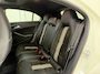 Mercedes-Benz A-klasse 160 Panoramadak | AMG | Edition