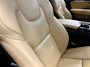 Volvo V90 T8 AWD Ultimate Dark Long Range 455PK PANO/B&W/TREKHAAK/NAPPA-LEER/VENTILATIE+MASSAGE/GOOGLE/HEAD-UP/360CAMERA/19"/CRYSTAL-POOK/ACC/PILOT-ASSIST/EL.A.KLEP/BLACK-OPTIC/NET GROTE OH BEURT GEHAD BIJ VOLVO DEALER